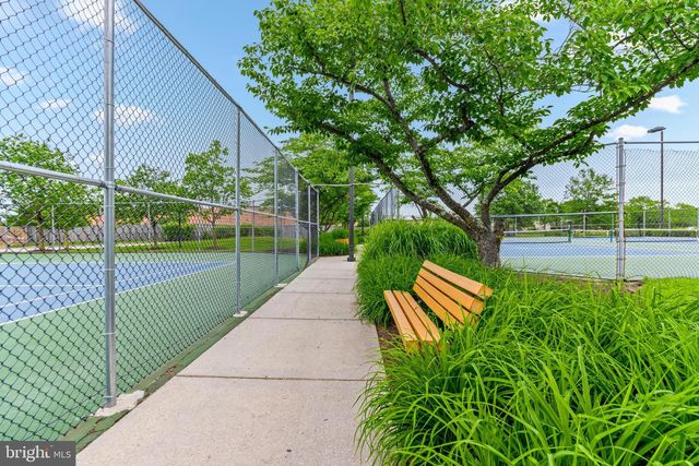 8656 WILLOW LEAF LN, Odenton, MD 21113