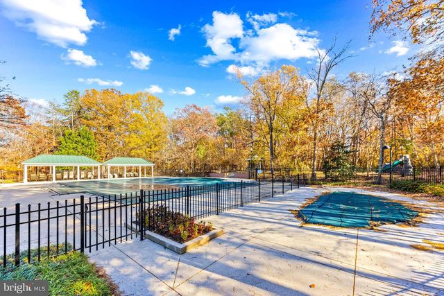 8656 WILLOW LEAF LN, Odenton, MD 21113