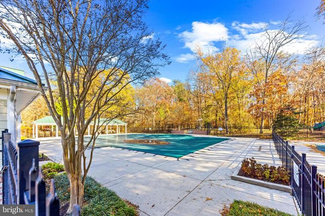 8656 WILLOW LEAF LN, Odenton, MD 21113