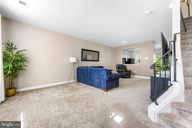 8656 WILLOW LEAF LN, Odenton, MD 21113