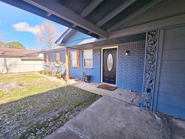 9619 Southwest, Little Rock, AR 72209