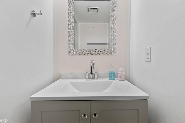 38853 Golfview W. Drive, Clinton Twp, MI 48038