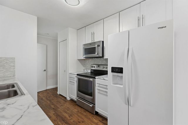 38853 Golfview W. Drive, Clinton Twp, MI 48038