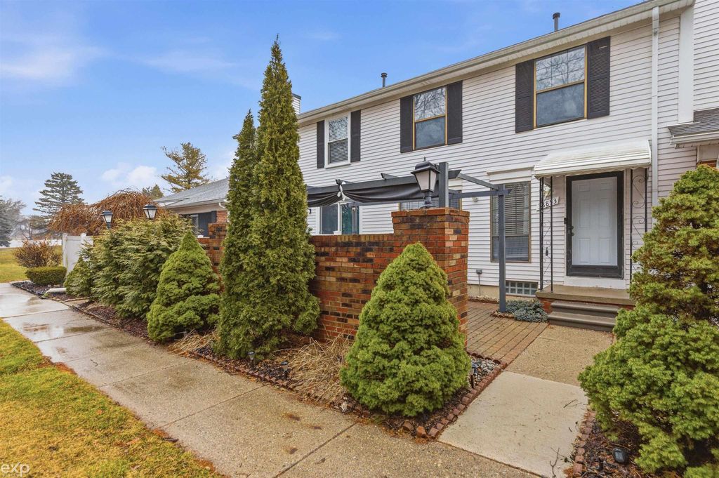 38853 Golfview W. Drive, Clinton Twp, MI 48038