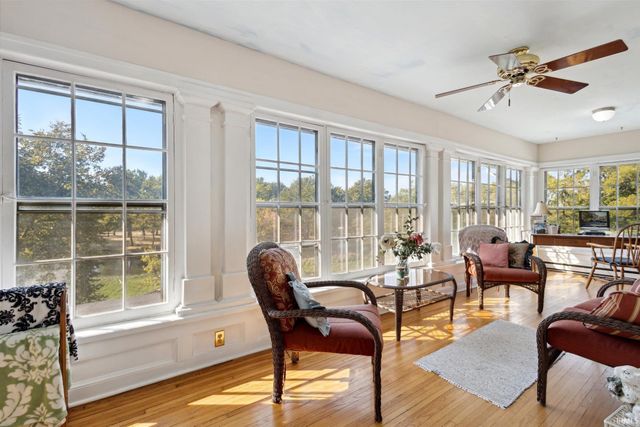 437 E Beardsley Avenue, Elkhart, IN 46514