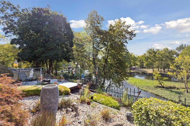 437 E Beardsley Avenue, Elkhart, IN 46514