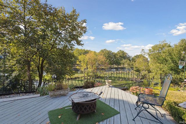 437 E Beardsley Avenue, Elkhart, IN 46514