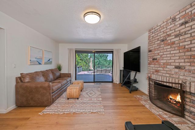 128 Canyon Rim Dr, Folsom, CA 95630