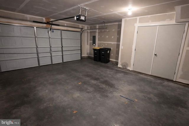 8706 CHERRYBARK RD, Clinton, MD 20735