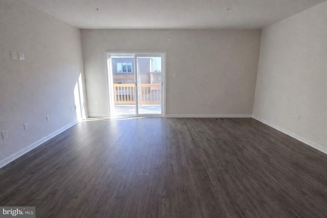 8706 CHERRYBARK RD, Clinton, MD 20735