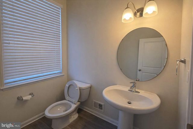 8706 CHERRYBARK RD, Clinton, MD 20735