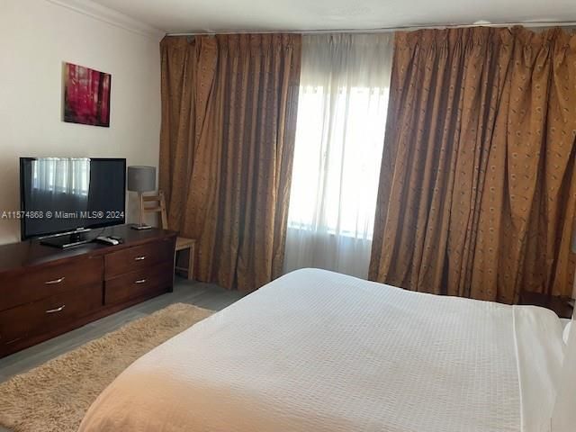 6345 Collins Ave 437, Miami Beach, FL 33141