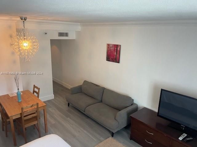 6345 Collins Ave 437, Miami Beach, FL 33141