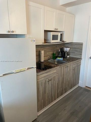 6345 Collins Ave 437, Miami Beach, FL 33141