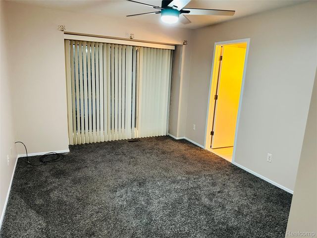 33779 VISTA Drive, Farmington Hills, MI 48331