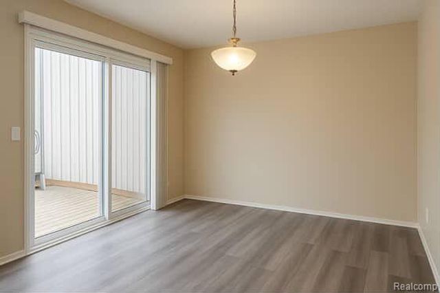 33779 VISTA Drive, Farmington Hills, MI 48331