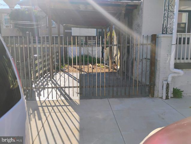 3904 N DELHI ST, Philadelphia, PA 19140