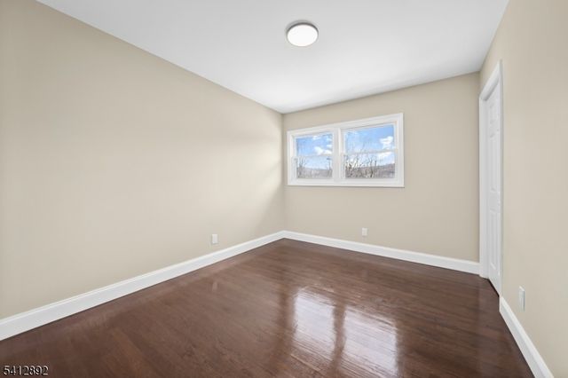 550 Ramapo Valley Rd, Oakland Boro, NJ 07436