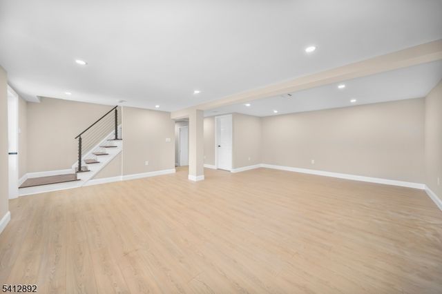 550 Ramapo Valley Rd, Oakland Boro, NJ 07436