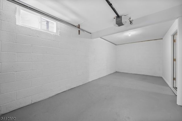 550 Ramapo Valley Rd, Oakland Boro, NJ 07436