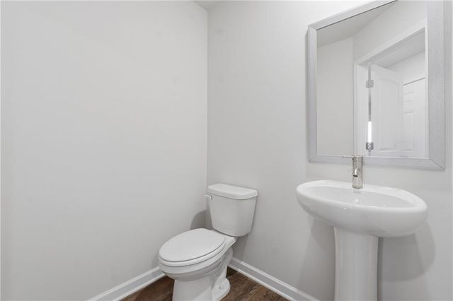 222 Norchester Avenue, Hogansville, GA 30230