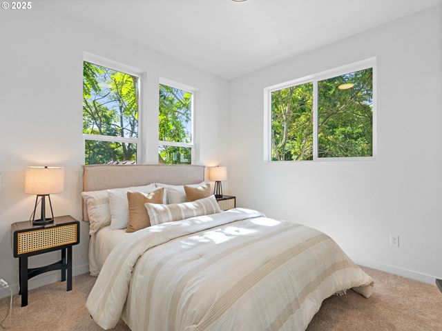 3246 Se 115th Ave, Portland, OR 97266