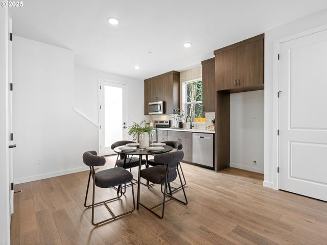 3246 Se 115th Ave, Portland, OR 97266