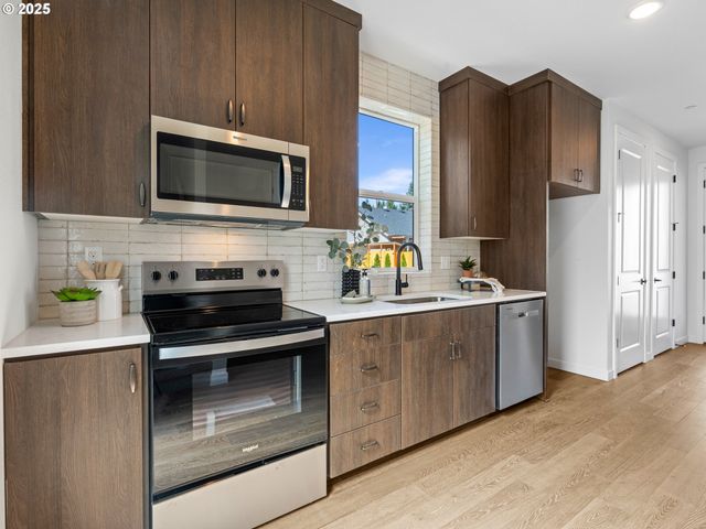 3246 Se 115th Ave, Portland, OR 97266