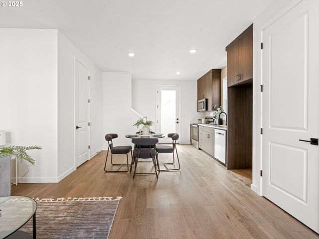 3246 Se 115th Ave, Portland, OR 97266