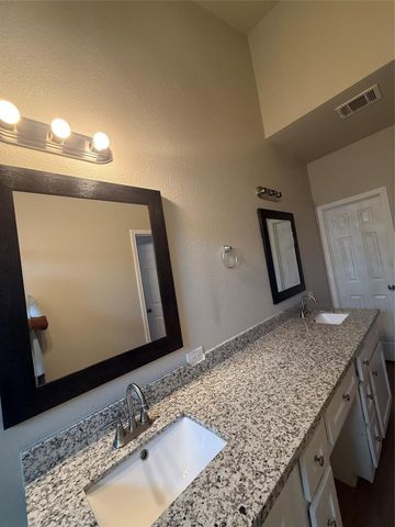 9722 Pelsey Street, Houston, TX 77029