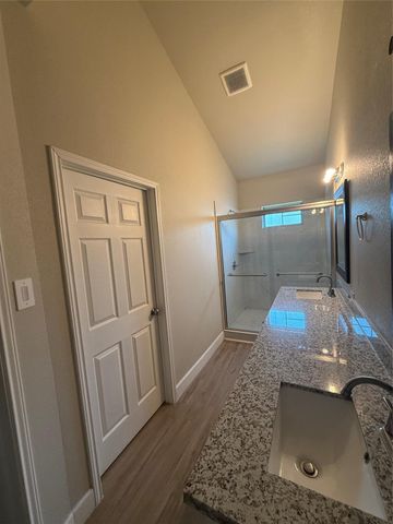 9722 Pelsey Street, Houston, TX 77029