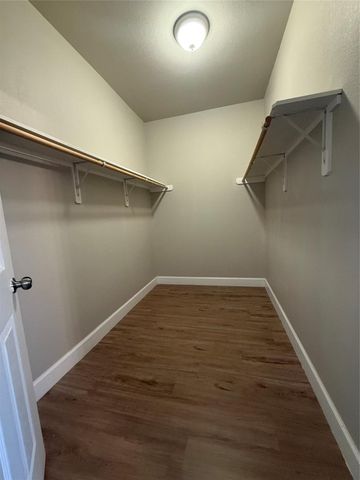 9722 Pelsey Street, Houston, TX 77029