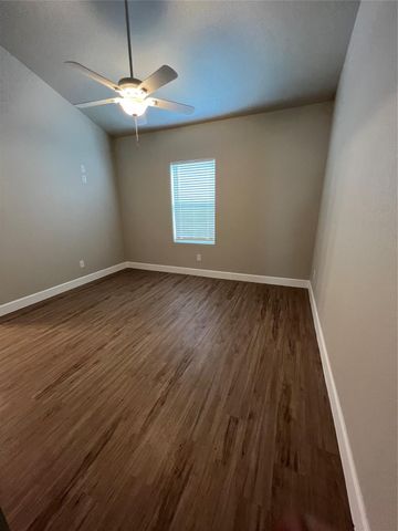 9722 Pelsey Street, Houston, TX 77029
