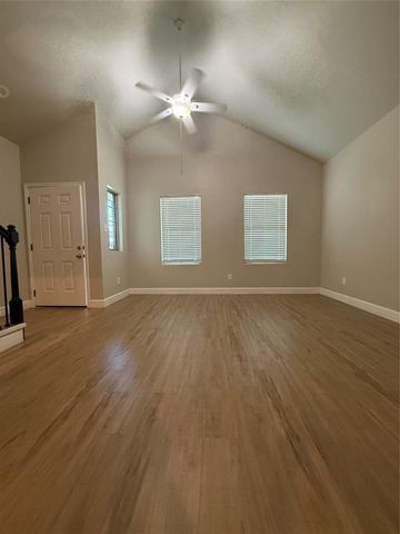 9722 Pelsey Street, Houston, TX 77029
