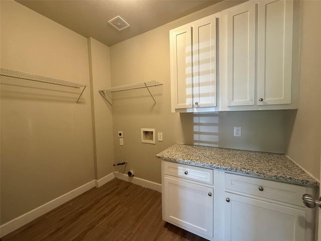 9722 Pelsey Street, Houston, TX 77029