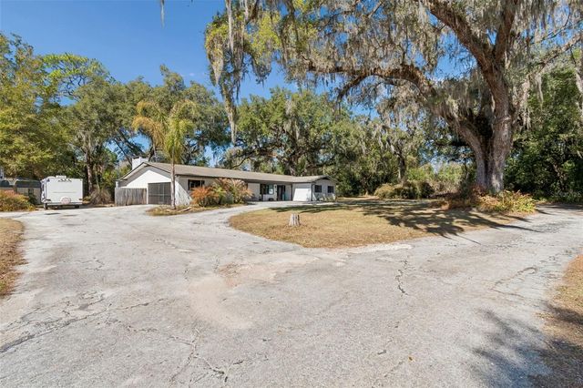 13550 11TH STREET, Dade City, FL 33525