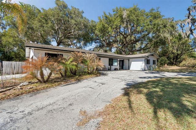 13550 11TH STREET, Dade City, FL 33525