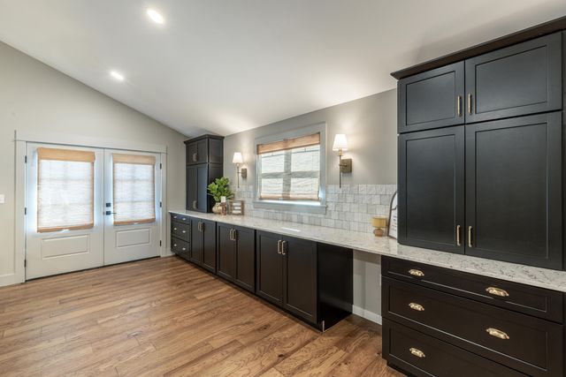 1402 N Dorothy Avenue, Claremore, OK 74017