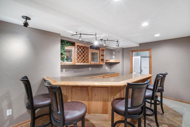 3219 Old Hickory PLACE, West Bend, WI 53095