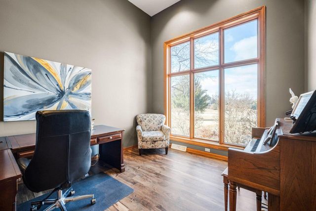 3219 Old Hickory PLACE, West Bend, WI 53095