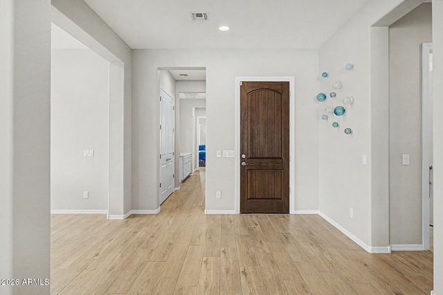 10369 W ROWEL Road, Peoria, AZ 85383