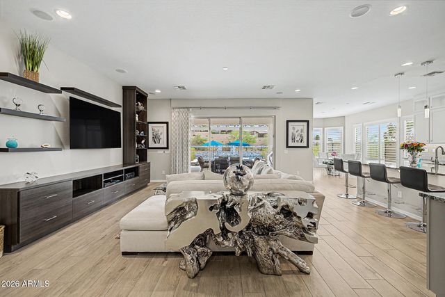 10369 W ROWEL Road, Peoria, AZ 85383