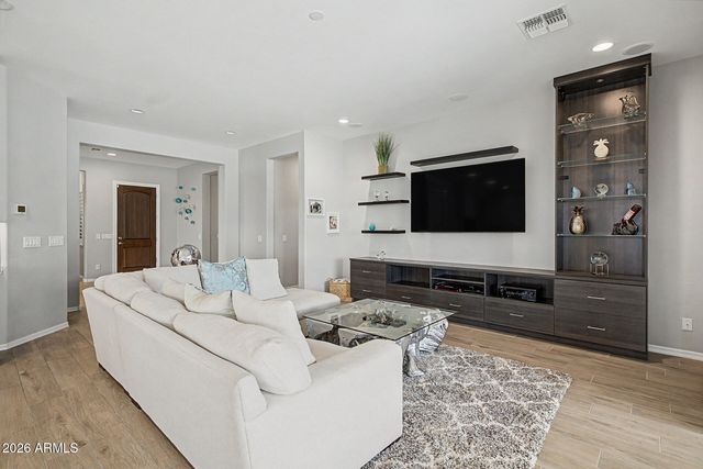 10369 W ROWEL Road, Peoria, AZ 85383