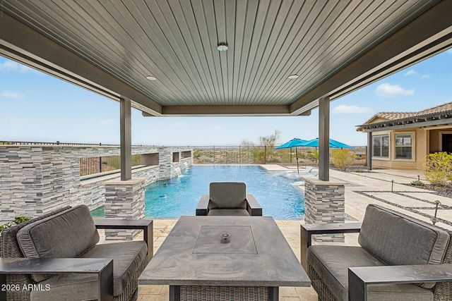 10369 W ROWEL Road, Peoria, AZ 85383