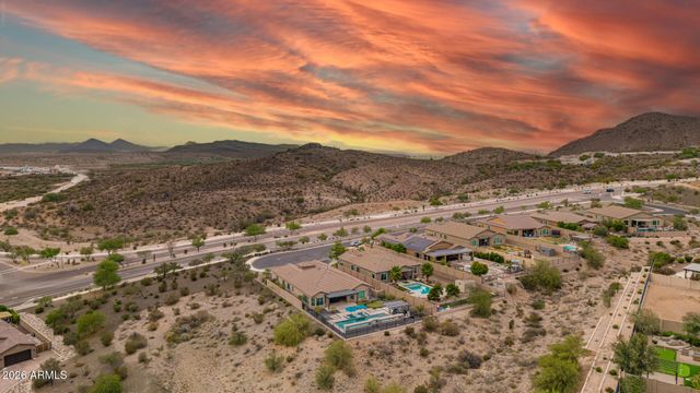 10369 W ROWEL Road, Peoria, AZ 85383