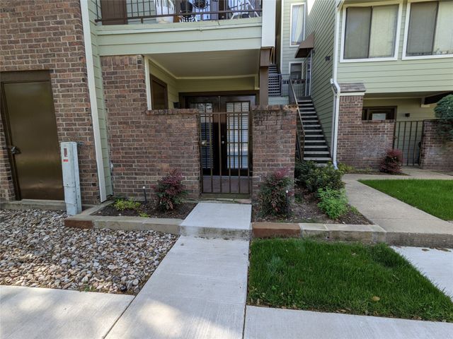 3101 Sondra Drive 101, Fort Worth, TX 76107