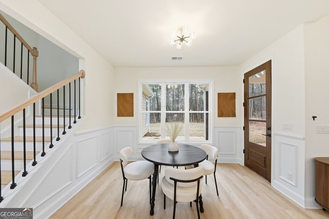 370 Harbour Shores Drive, Jackson, GA 30233