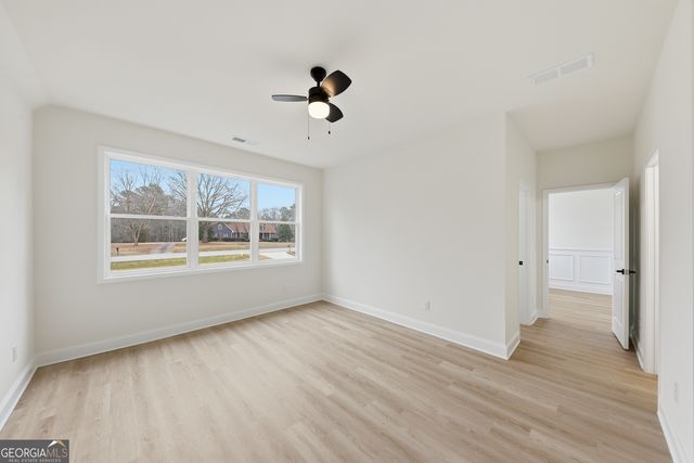 370 Harbour Shores Drive, Jackson, GA 30233