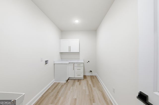 370 Harbour Shores Drive, Jackson, GA 30233