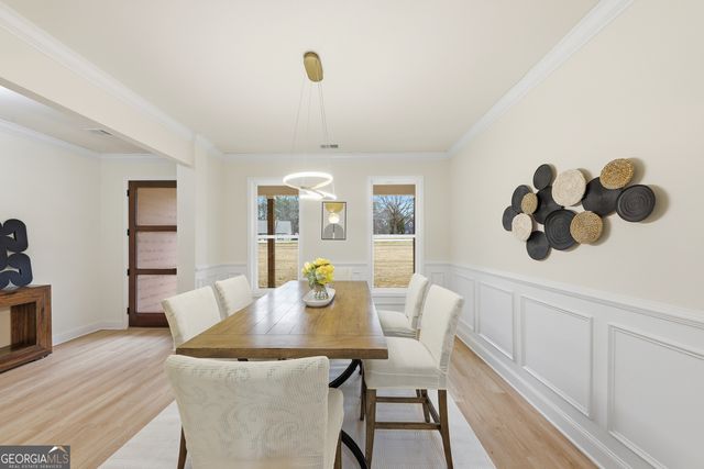 370 Harbour Shores Drive, Jackson, GA 30233